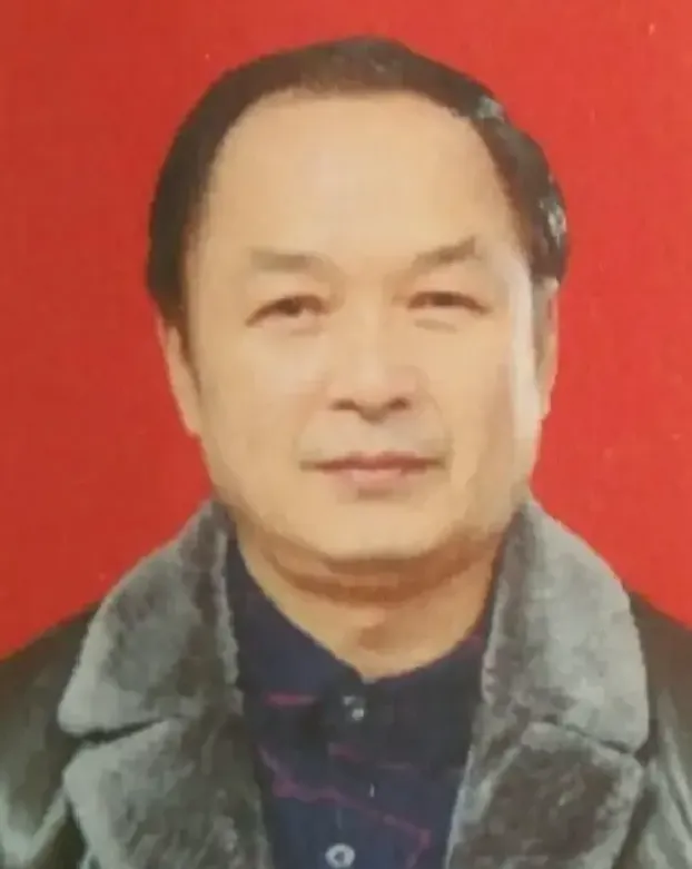 闻朝