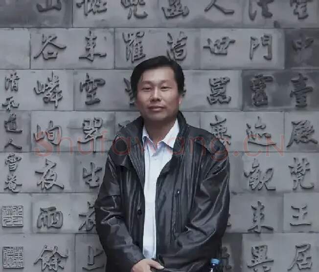 赵华双