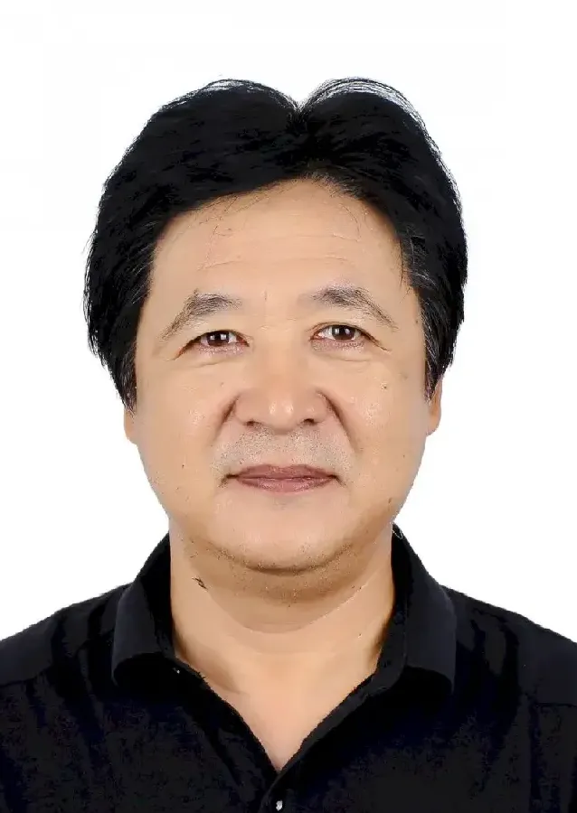 李伟松