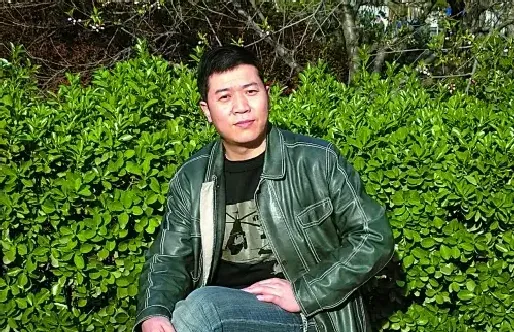陈龙
