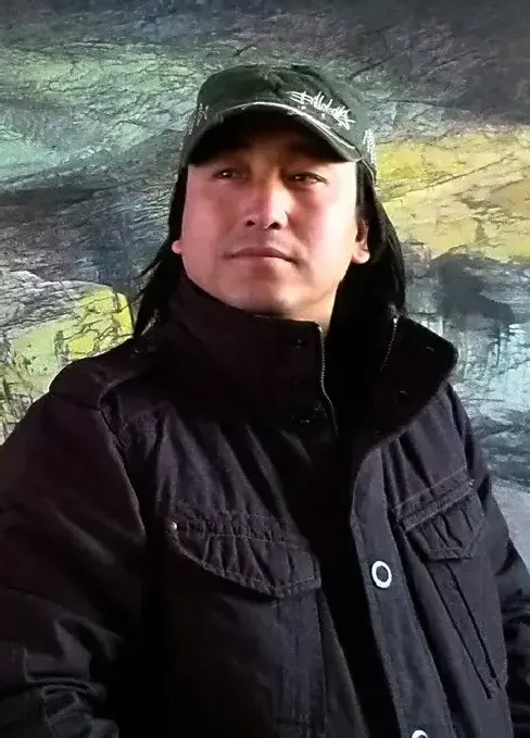 胡亮