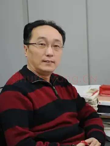 何元东