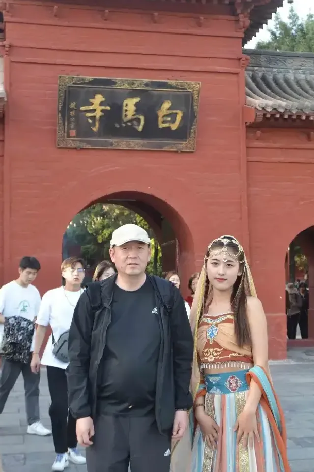 吴胜·白马寺