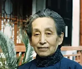 周巽先