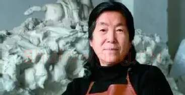何鄂
