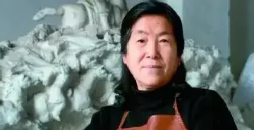 何鄂