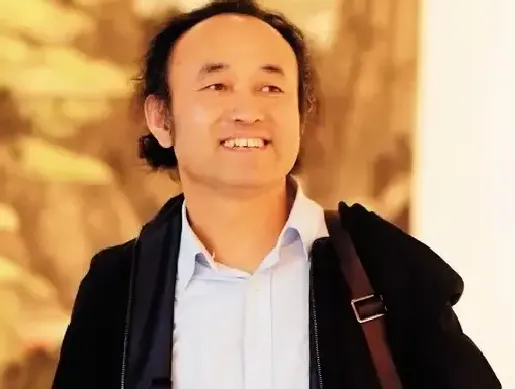 李梅仕·李梅仕