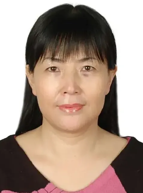 王露
