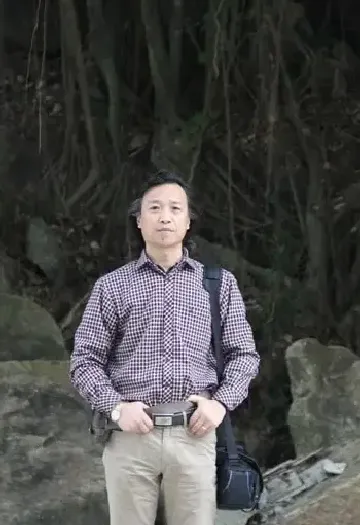 秦洪斌