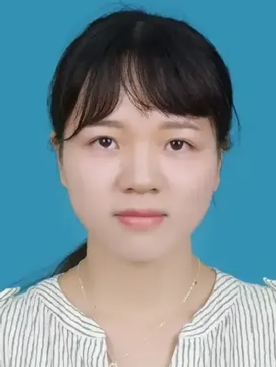 黄梅凡
