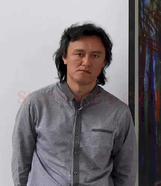 方亮