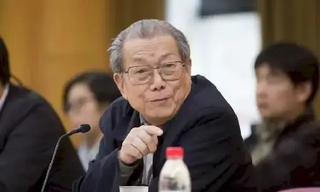 钟涵·2016年3月29日，钟涵先生参加“罗工柳百年诞辰教学与学术研讨会”