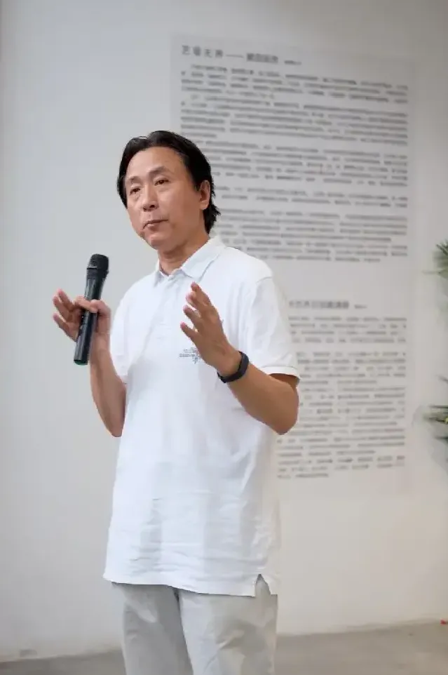 刘亚平
