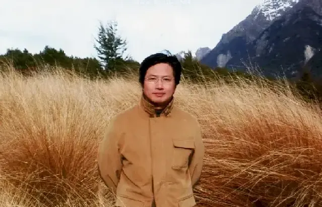 张谷旻