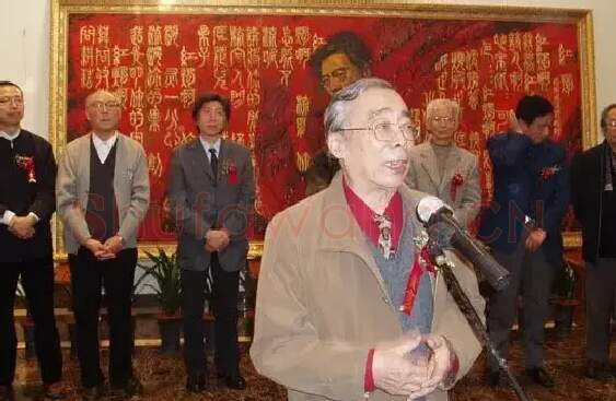 闻立鹏