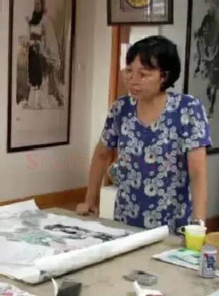 江恩莲