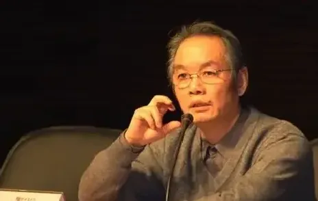 彭德