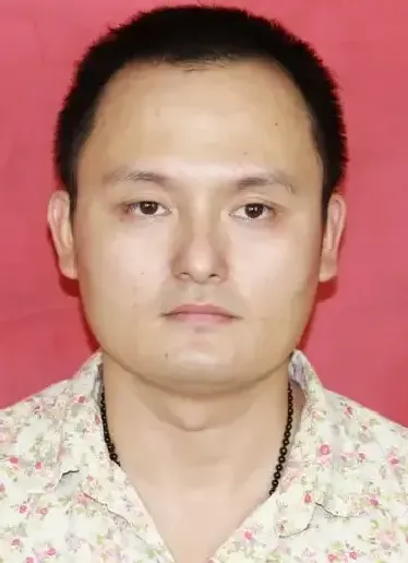 卢诚霖