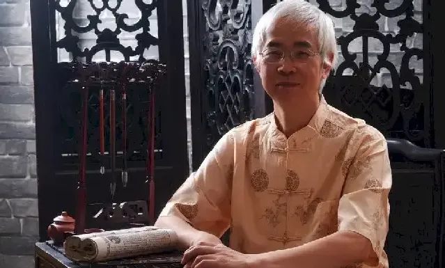 袁新霆