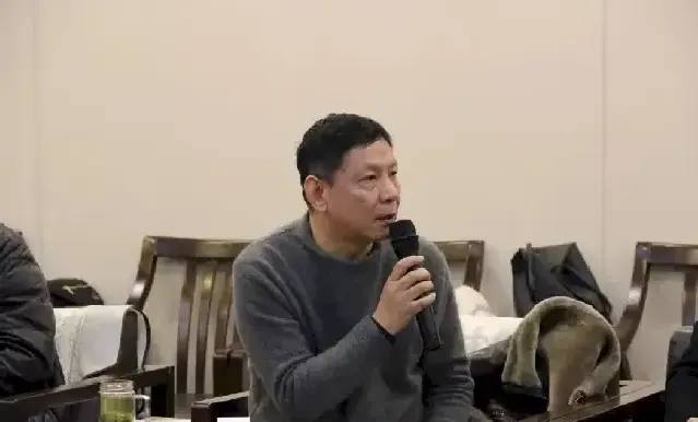 靳长安
