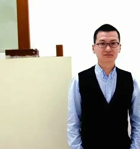 岳雷