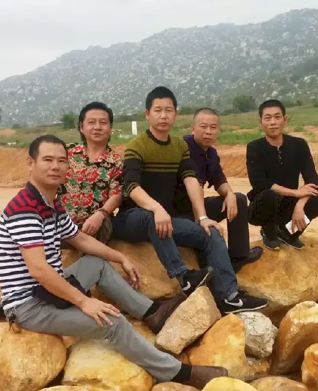 黄裔就·与书画家陈贤锦、卢经雄、林少东、陈建民合影