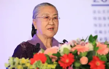 耿莹