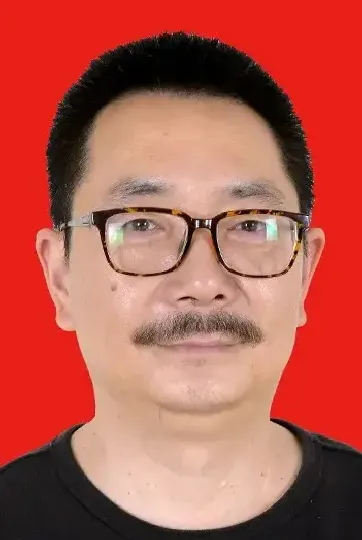 王智革