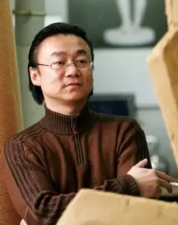 石向东