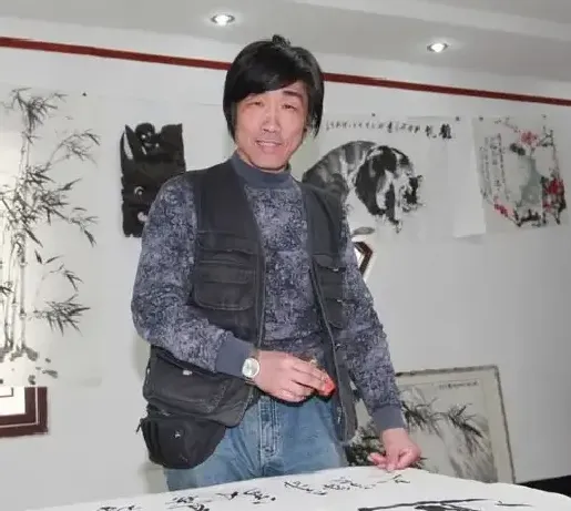 魏守东