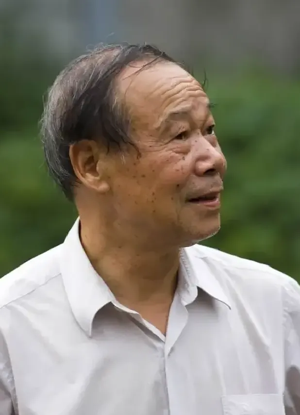 蒋振立