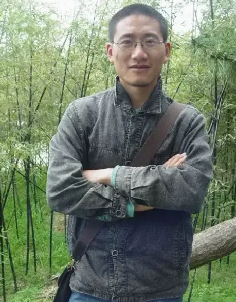 张纯彦