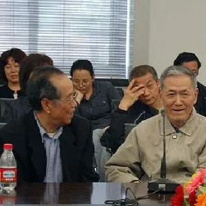 陈尊三