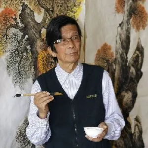 杜明岑