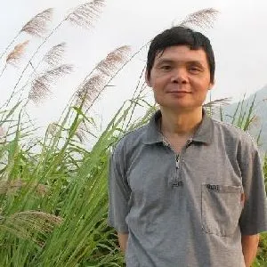 陆广雄