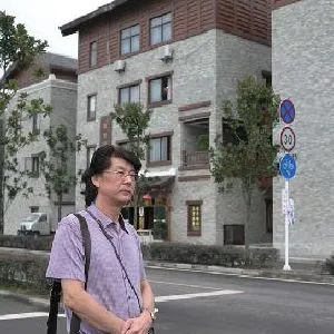 郑连群