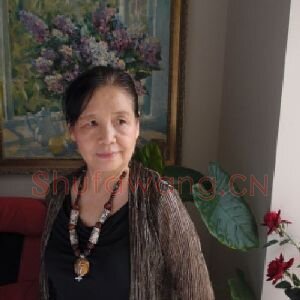 李华英