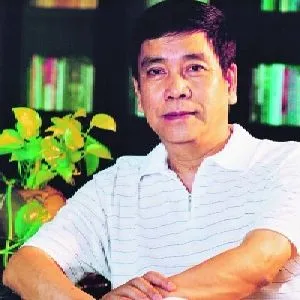 梁培龙