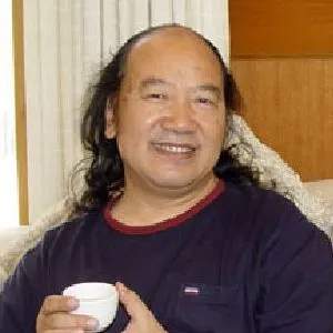 周华君