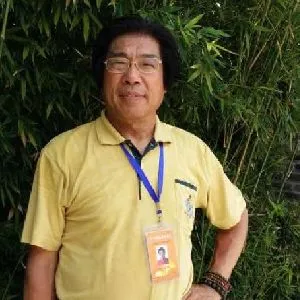 李守仝