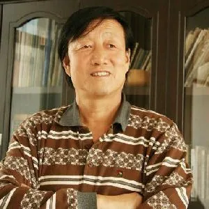 李一平