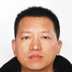 苏亚峰