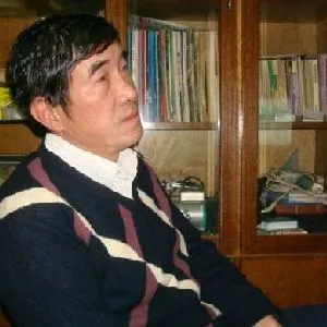 李根宝