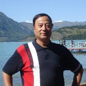 薛效成