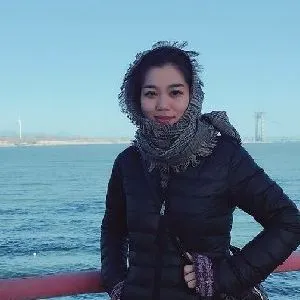 李芳