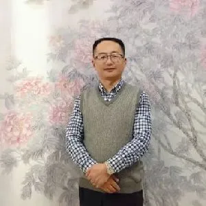 郝周明
