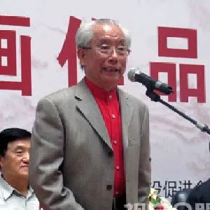罗炳芳