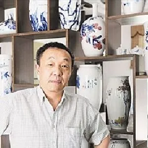 肖红