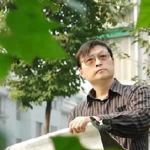 张伟民