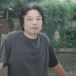 楼友刚